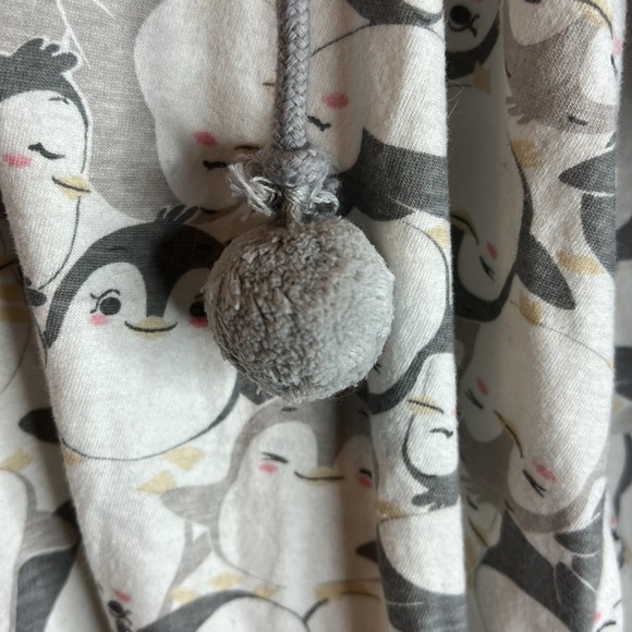 La Vie En Rose Grey Penguin Long-Sleeved Hooded Pyjama Nightshirt Size Medium - Picture 4 of 7